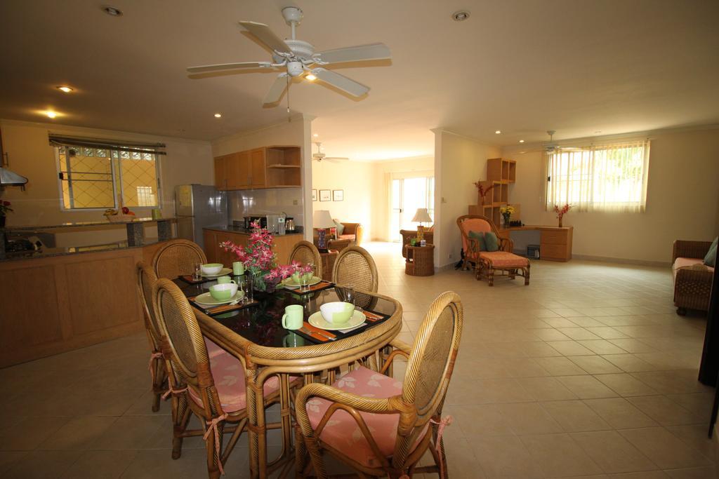 Butterfly Garden Boutique Residences By Frasier, A Lifestyle Destination Apt And Villas 1 To 3 Bedroom Units, 2 Full Bathrooms, Rain Shower, Spa Bath, Complete Kitchen, Staff 24-7,Fast Fiber Optic Wifi, 55" Smart Tv'S, Free Bbq, Pattaya Cameră foto